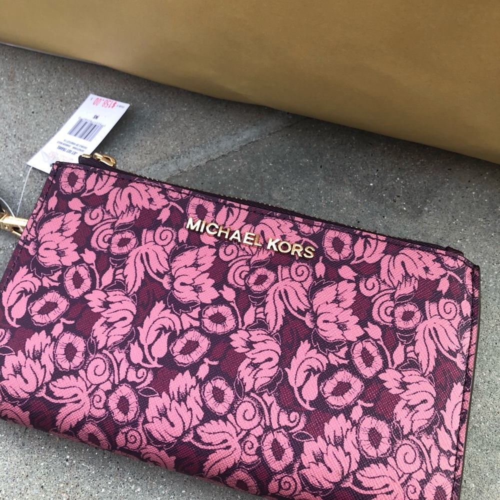 Michael Kors double zip Smartphone wristlet wallet - Picture 7 of 8